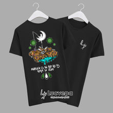 Cargar imagen en el visor de la galería, Camiseta Andalucía es tan rica...