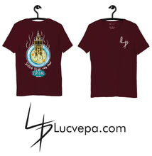 Cargar imagen en el visor de la galería, Camiseta Sevilla tiene una calo especial