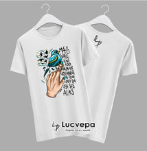 Cargar imagen en el visor de la galería, Camiseta Pájaro en mano