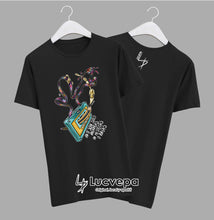 Cargar imagen en el visor de la galería, Camiseta Tiritas o Balas