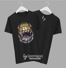 Cargar imagen en el visor de la galería, Camiseta Gata bajo la lluvia