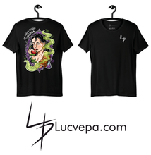 Cargar imagen en el visor de la galería, Camiseta Con mucho pecado concebida