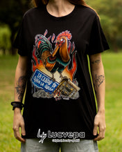 Cargar imagen en el visor de la galería, Camiseta La ciudad pa quien la quiera
