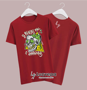 Camiseta Si piensas mal te amargaras